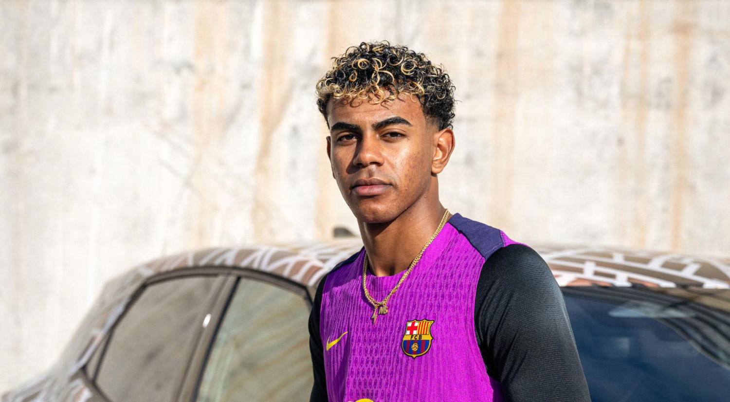Cupra, Lamine Yamale, Pedri y otros jugadores del Barça prueban un coche ‘secreto’ de Cupra