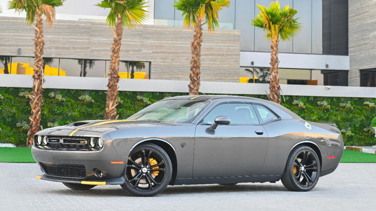 Dodge, Dodge Challenger, Why some enthusiasts say the Dodge Challenger stayed too long
