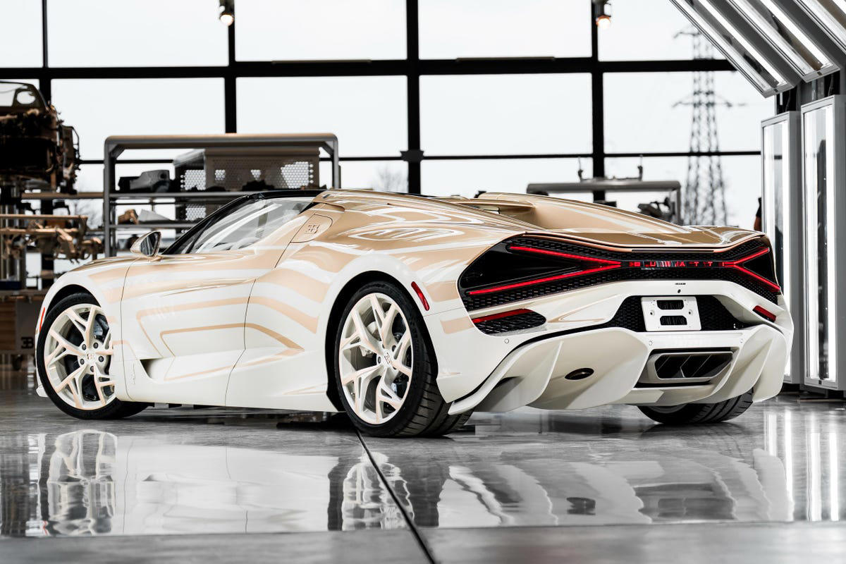 Bugatti’s last W16 gets a pearlescent send-off