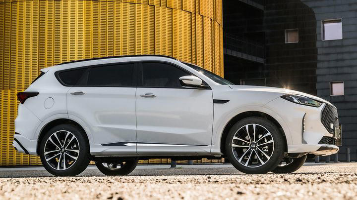 Más potente, con etiqueta ECO y deportivo, el nuevo rival del EBRO S800 ya tiene precios en España