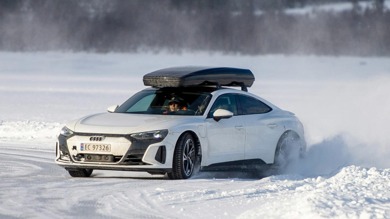 The dangerous myth about warming up your car in winter