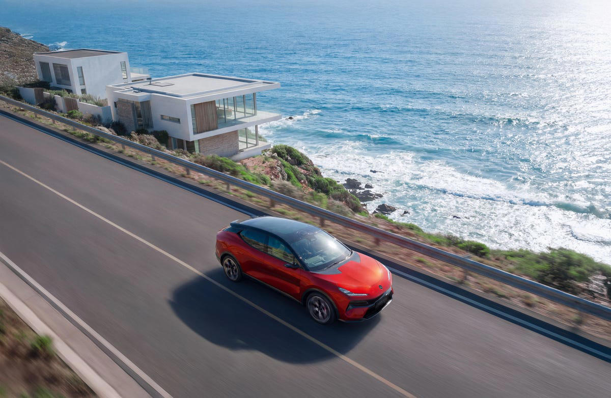 ¿Cambio de plan en Lotus? El Lotus Eletre ahora también será un híbrido PHEV de 939 CV