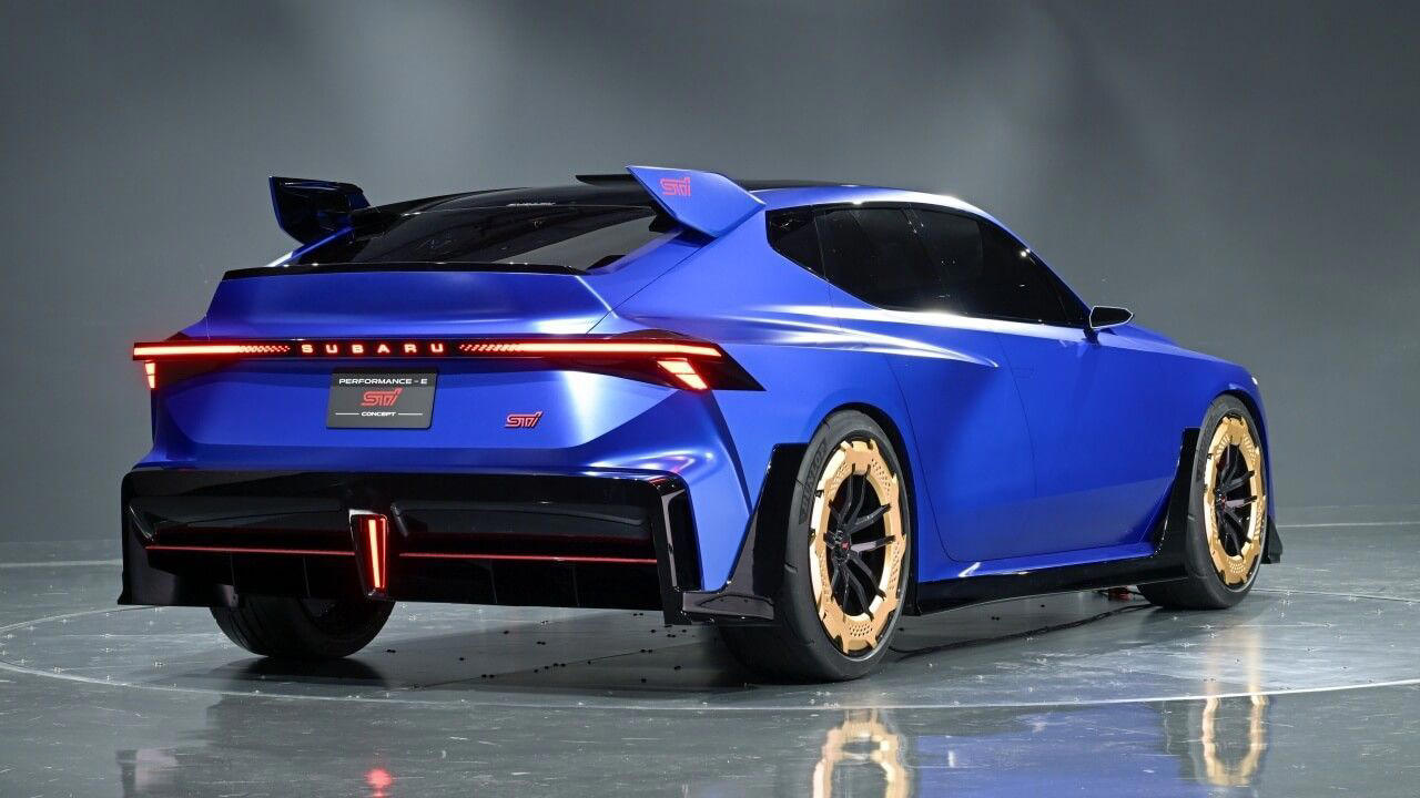 Subaru sigue dando pistas a lo que huele (y no a gasolina) al retorno del Impreza WRX STi