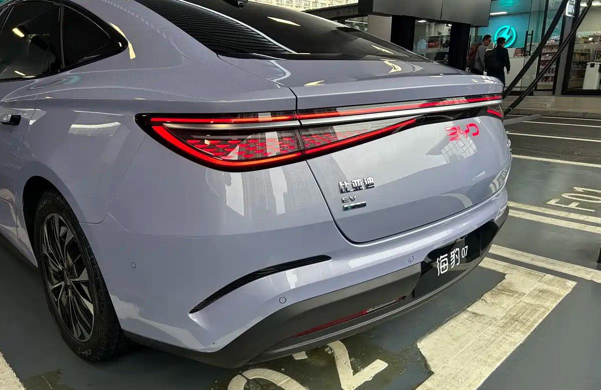 El nuevo BYD Seal 07 EV presume de 705 km de autonomía y batería Blade de segunda generación