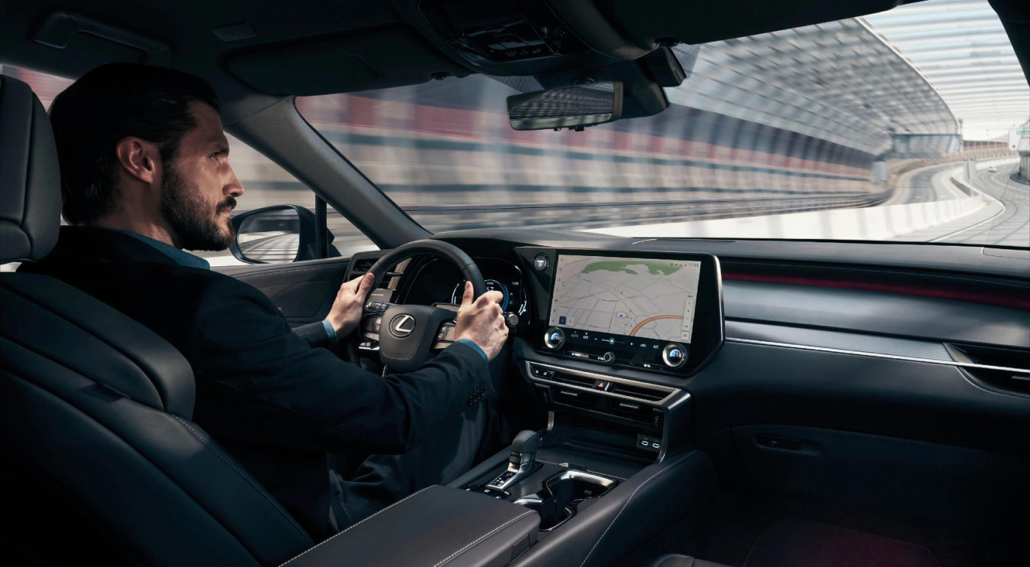 Este coche lo venden en España y arrasa en X: limpia sus faros automáticamente y el maletero tiene un sensor que te puede salvar la vida