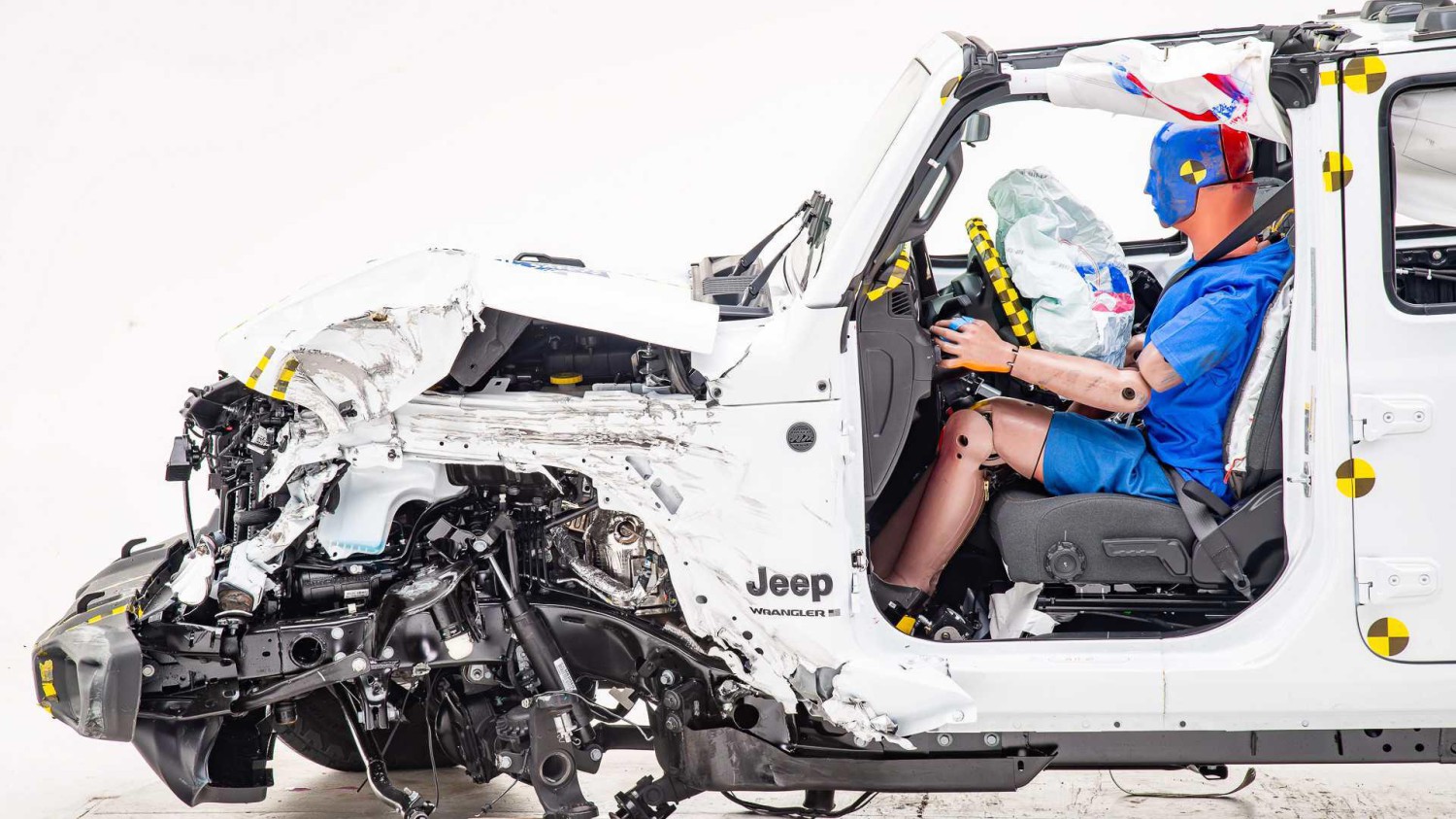 2026 Jeep Wrangler gets frame fix, doesn't rollover in latest IIHS crash test