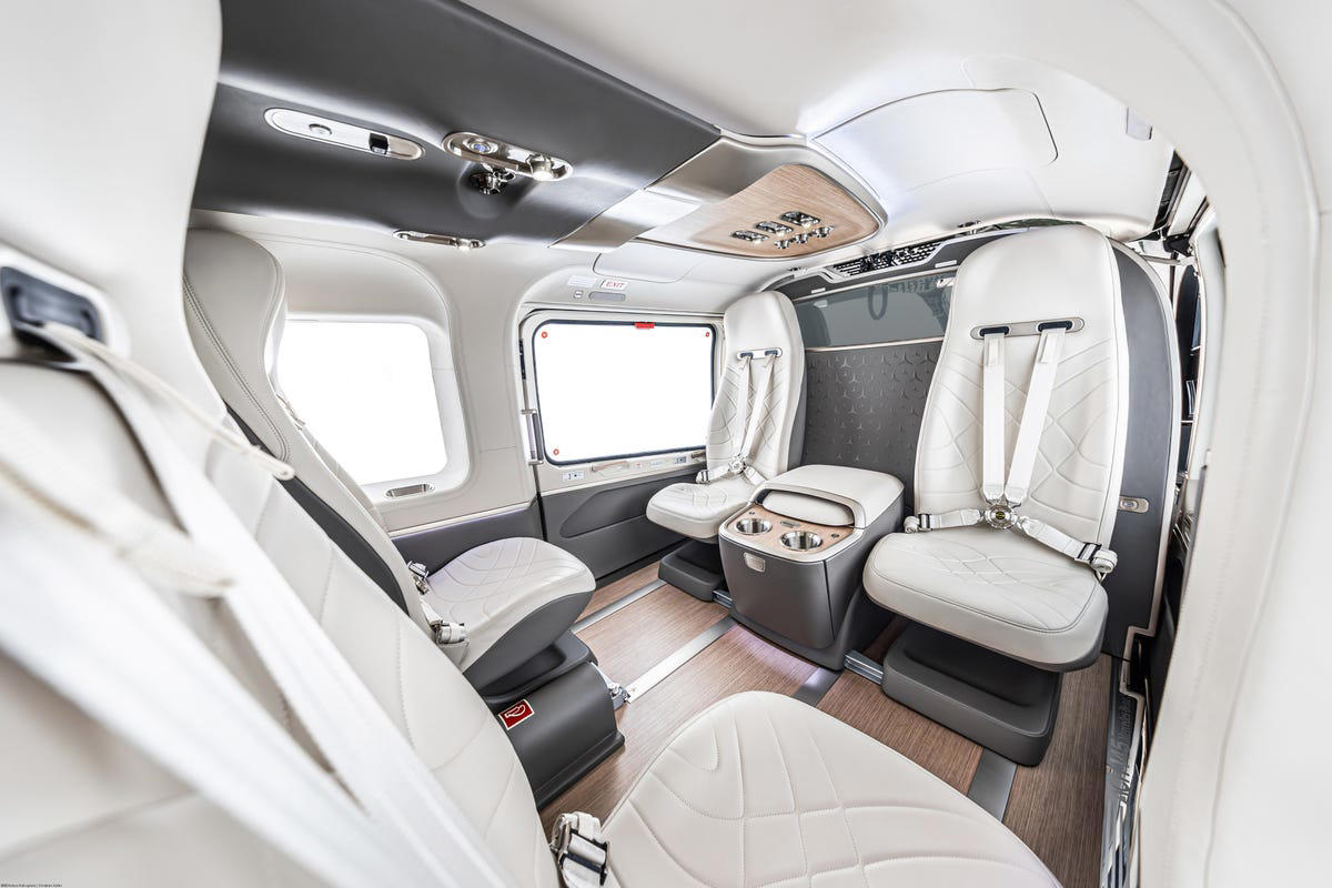 Este helicóptero de Airbus es el accesorio perfecto para tu Mercedes-Benz Clase G