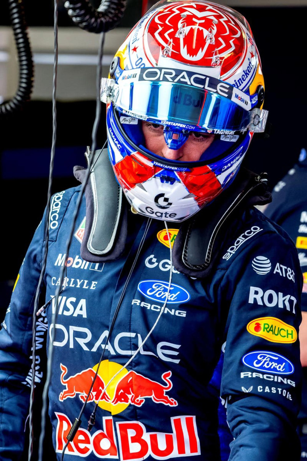 Max Verstappen carga contra la FIA tras su accidente con Red Bull F1 en el GP de Australia: "Nunca me pasó"