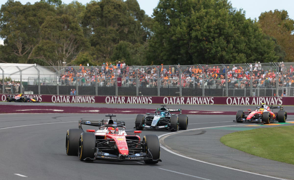 Charles Leclerc, sobre la batalla con George Russell y Mercedes F1 en el GP de Australia: "No me lo esperaba"