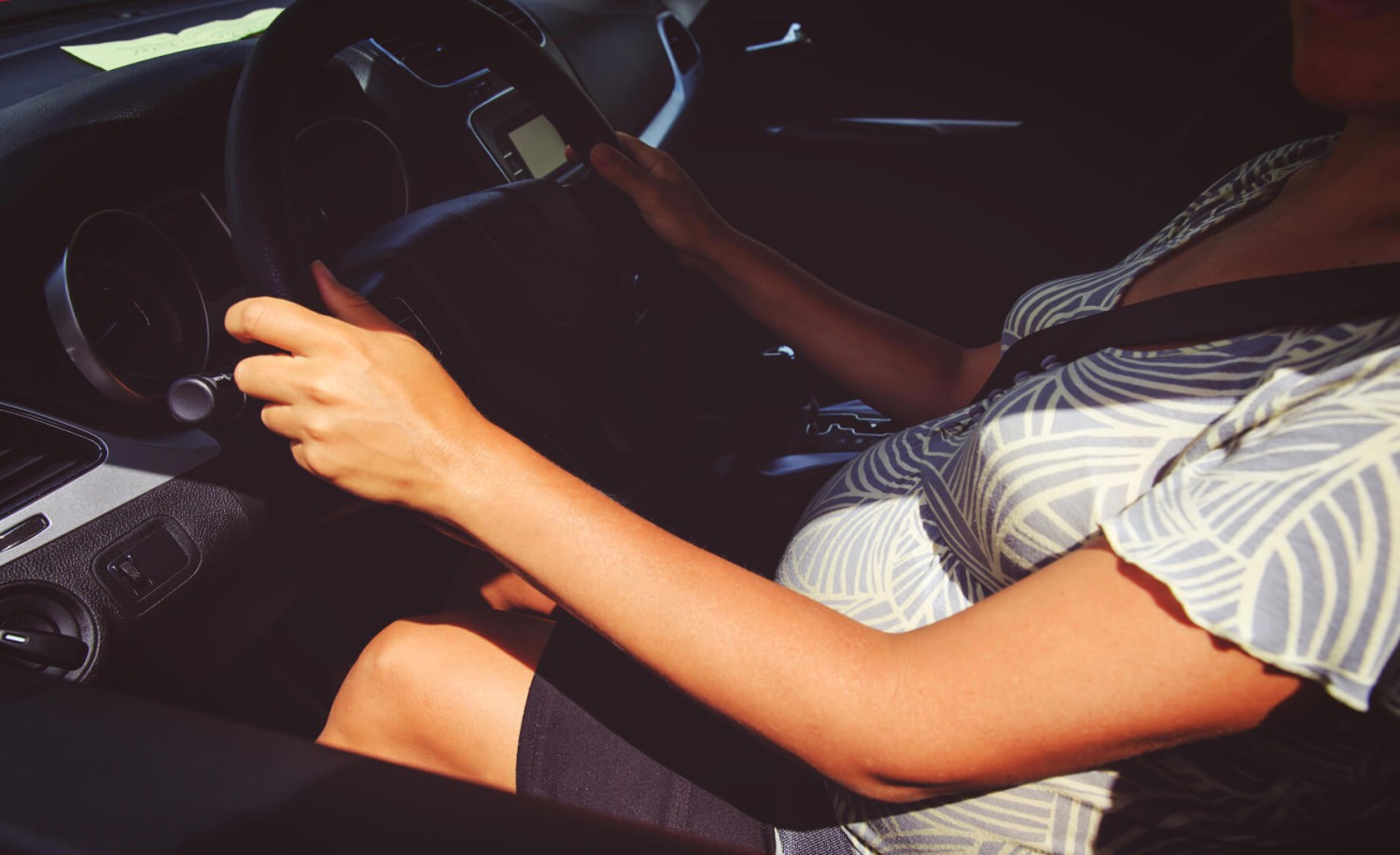 Llevo meses conduciendo embarazada y estos son los consejos que me hubiera gustado recibir