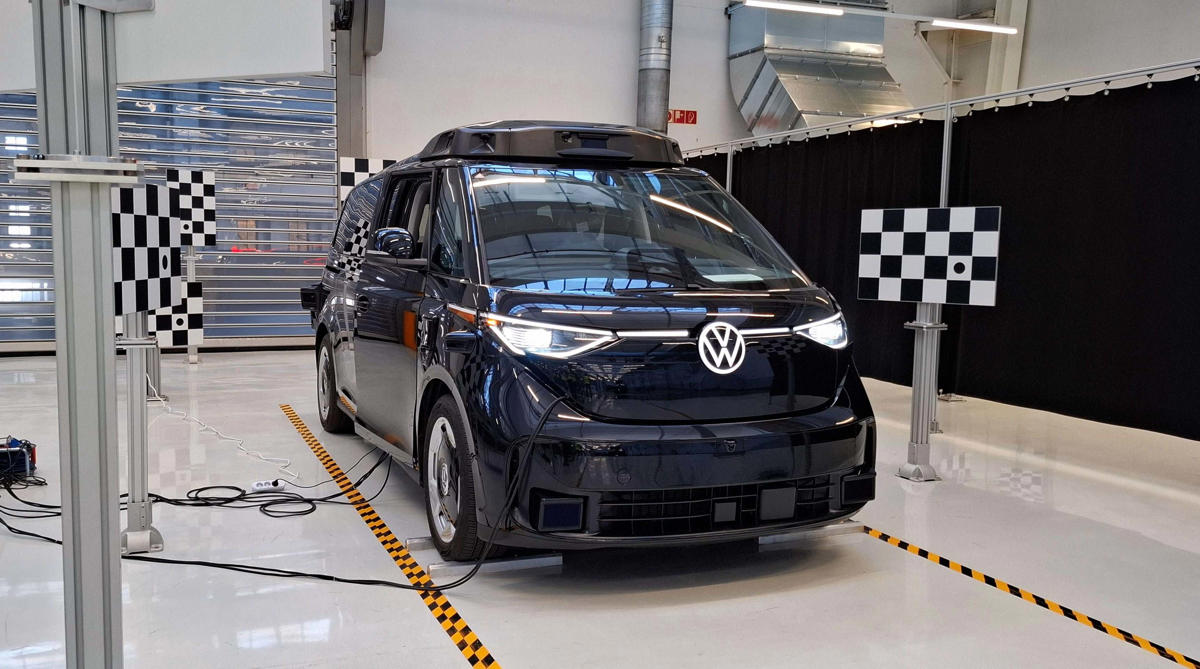 Volkswagen se lanza a producir en Hannover el primer vehículo autónomo en serie en Europa