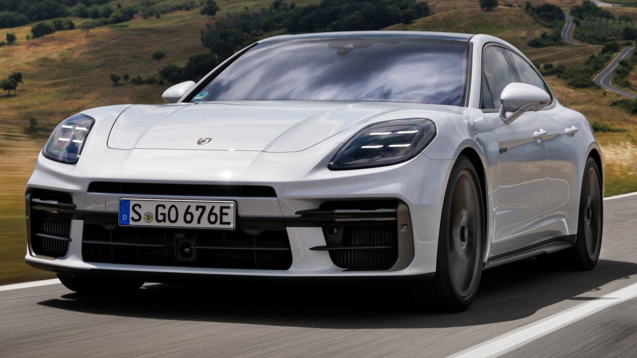 El Porsche Taycan podría comerse al Panamera en el futuro, y para Porsche tendría sentido