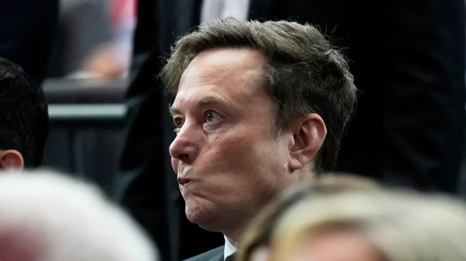 A Tesla se le acaba el 'hype' y el dominio en ventas, por culpa de BYD y de una nueva marca china