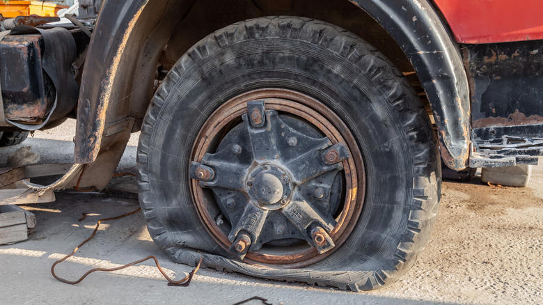 Can semi truck tires be plugged?