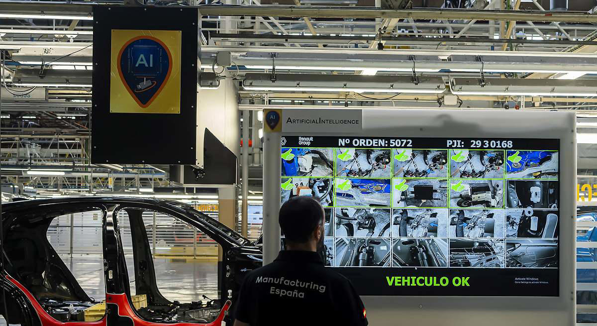Renault, Renault se blinda frente a los fabricantes chinos: 36 nuevos modelos hasta 2030 con IA y nuevas tecnologías eléctricas