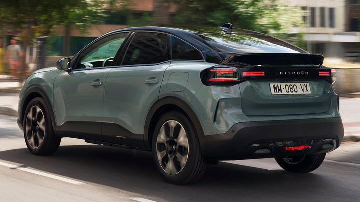 8.000 € de descuento y la etiqueta ECO hacen de este “made in Spain” con aspecto tipo SUV un chollo que ni Dacia puede obviar