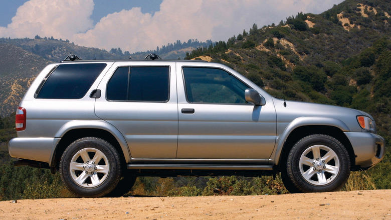 Nissan's upcoming body-on-frame Pathfinder apparently won't replace the current one