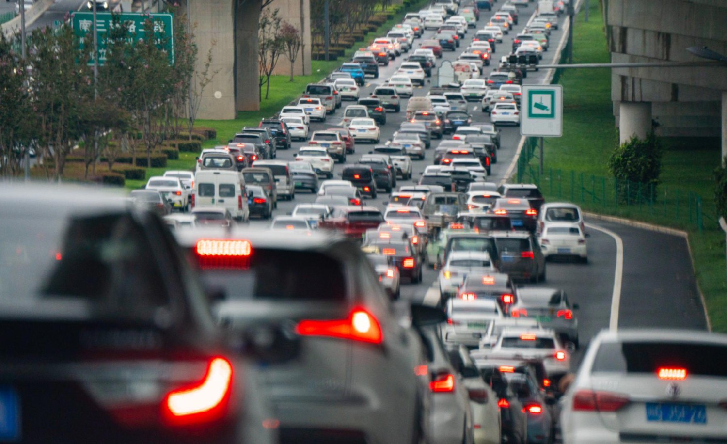 ¿Vives en la ciudad con más atascos del mundo? La clasificación de 2025 que deja a Madrid en una posición inesperada