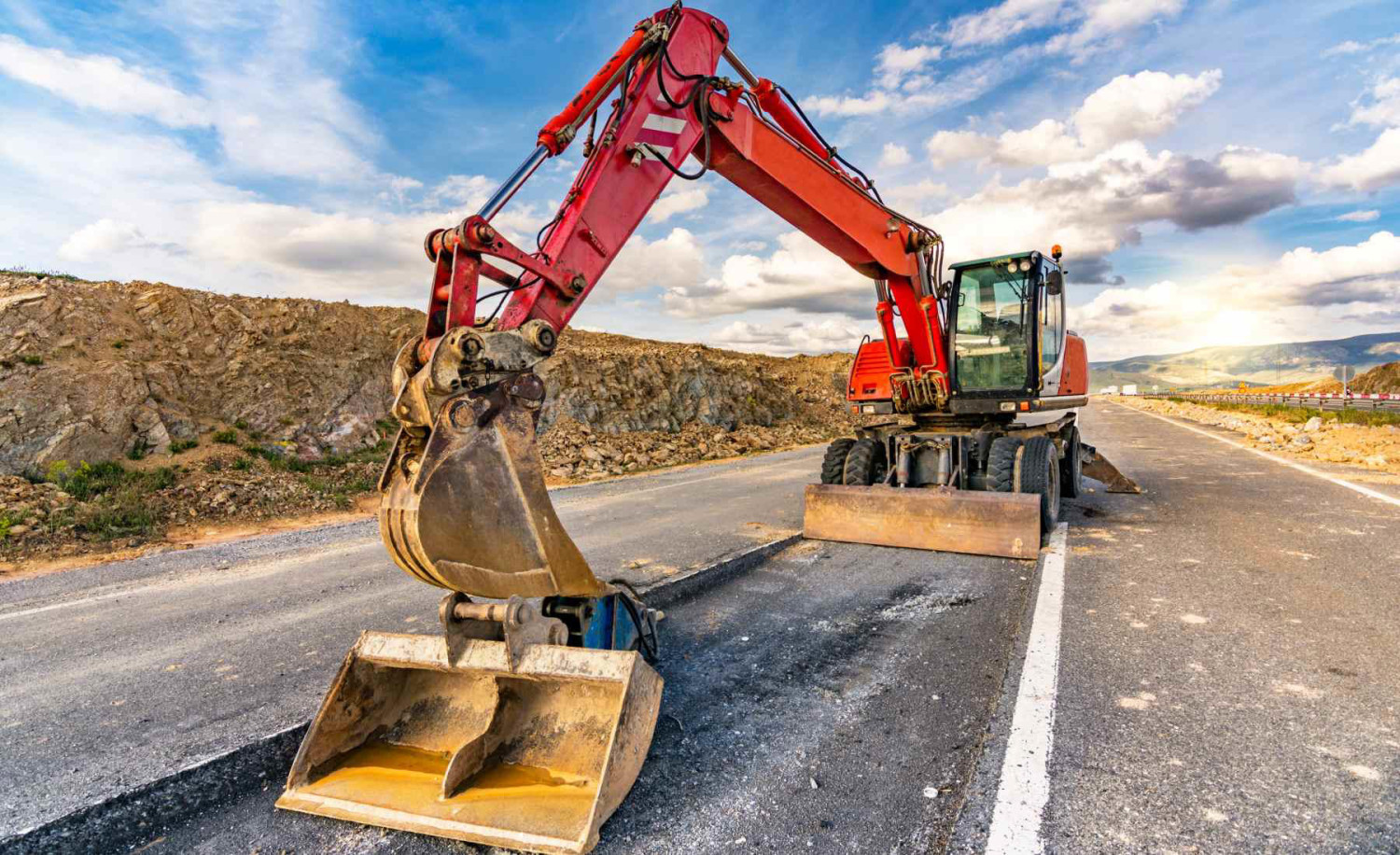 ¿Por qué España se hunde en socavones mientras Suecia o Dubái reparan sus carreteras en minutos?