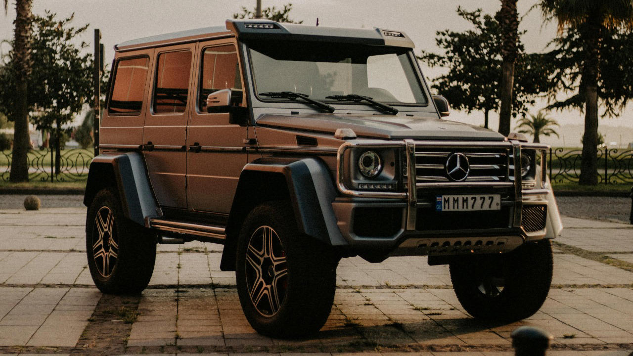 Mercedes-Benz, Mercedes-Benz G-Class, Mercedes-Benz G-Class turned rugged roots into status symbol fame