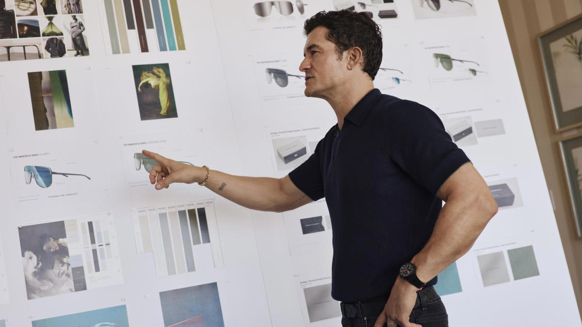 Lo último de Porsche son unas gafas y una chaqueta de cuero diseñadas por Orlando Bloom