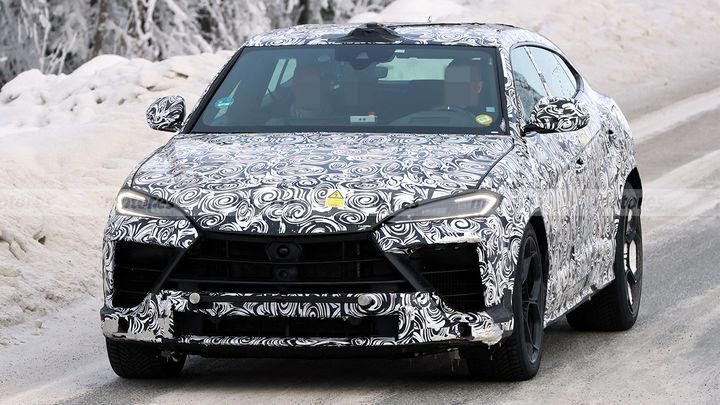 El nuevo Lamborghini Urus Performante 2027 apunta a los 1.000 CV en unas pruebas de invierno con menos camuflaje