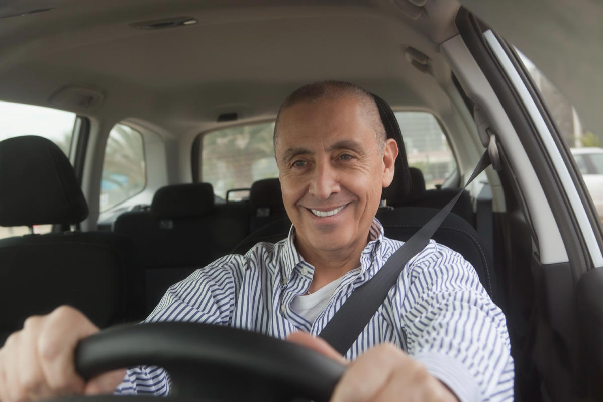 ¿Tienes más de 65 años? Las razones por las que tu carnet de conducir puede reducir su periodo de vigencia