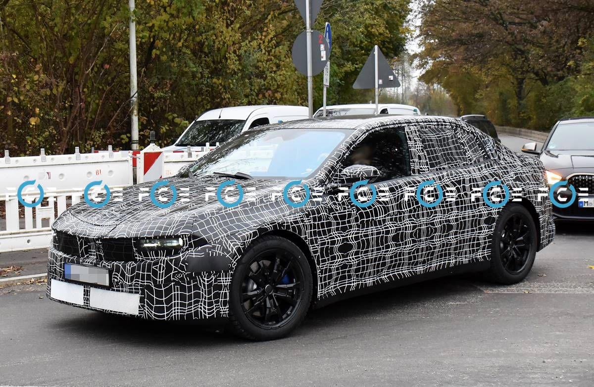BMW filtra sin querer su ofensiva eléctrica: llegan los i3, iX4 e iX5