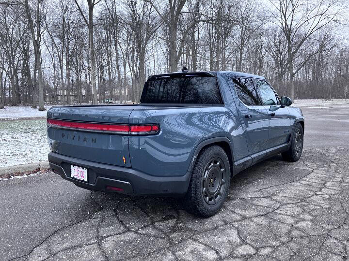 2026 Rivian R1T interior review: Missing the buttons; otherwise elite