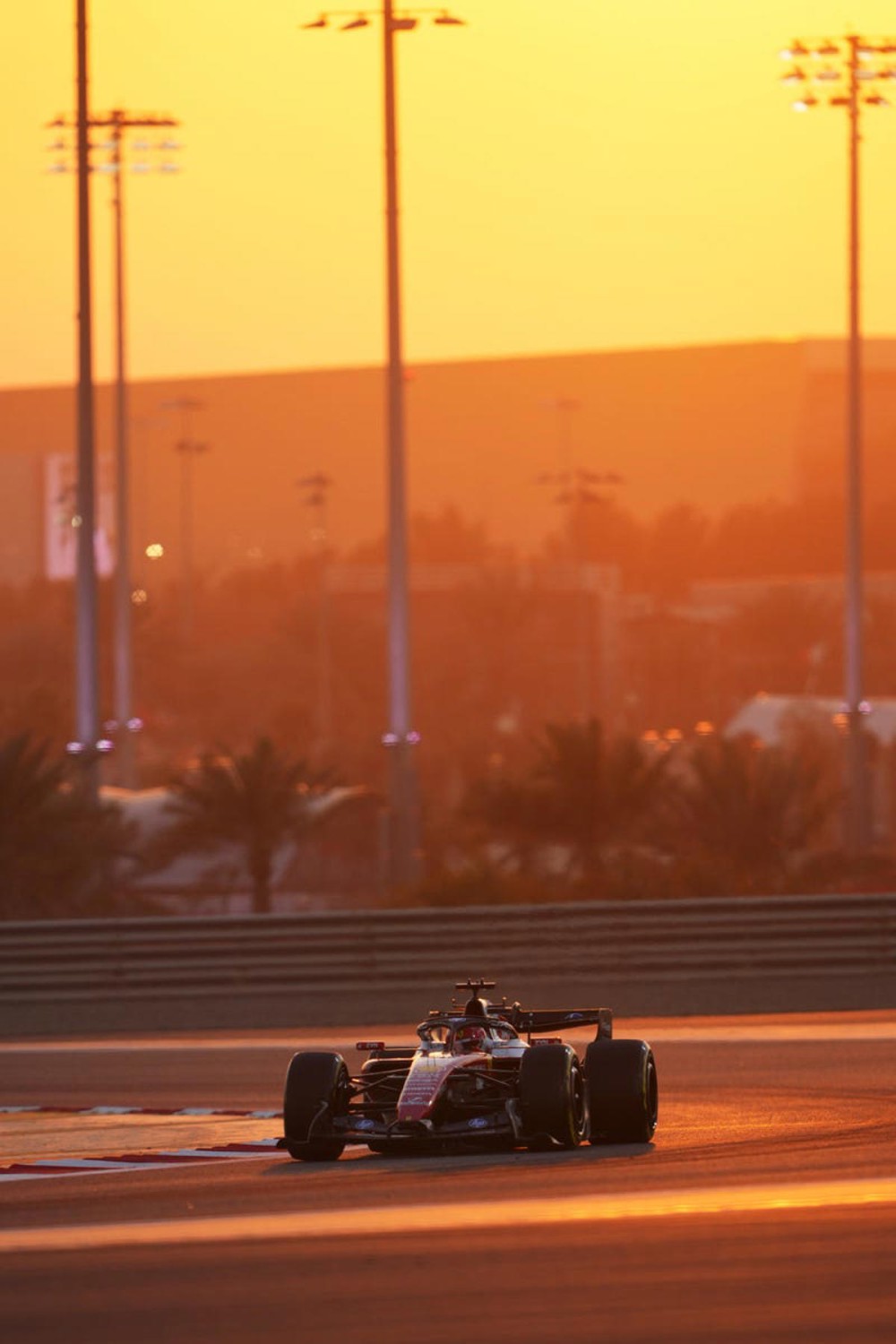 El jefazo de Ferrari F1, sobre el potencial de Lewis Hamilton y Charles Leclerc en 2026: "El escenario es..."