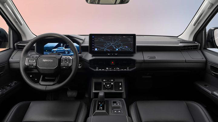 El primer pick-up eléctrico de Toyota llega a España, el nuevo Hilux BEV ya tiene precios