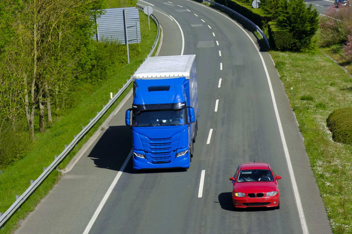 Nuevo visor de tráfico: balizas V-16, atascos, obras y mucha más información en tiempo real