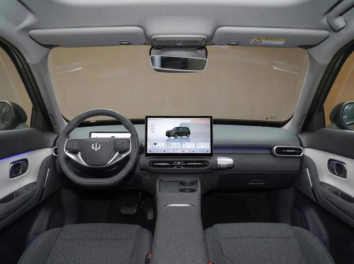 Desde 12.000 euros y 505 km de autonomía, el 26 de marzo se lanza el Leapmotor A10