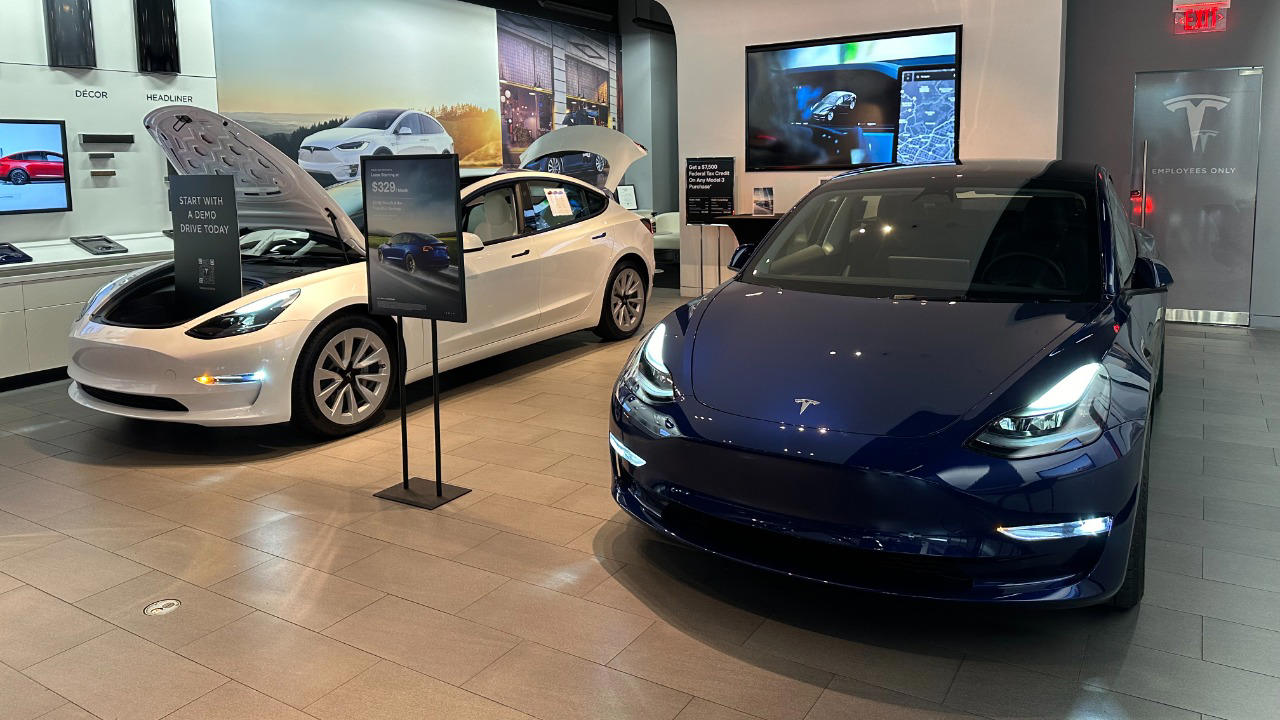 Tesla loses Toyota, Stellantis carbon-credit deals in Europe