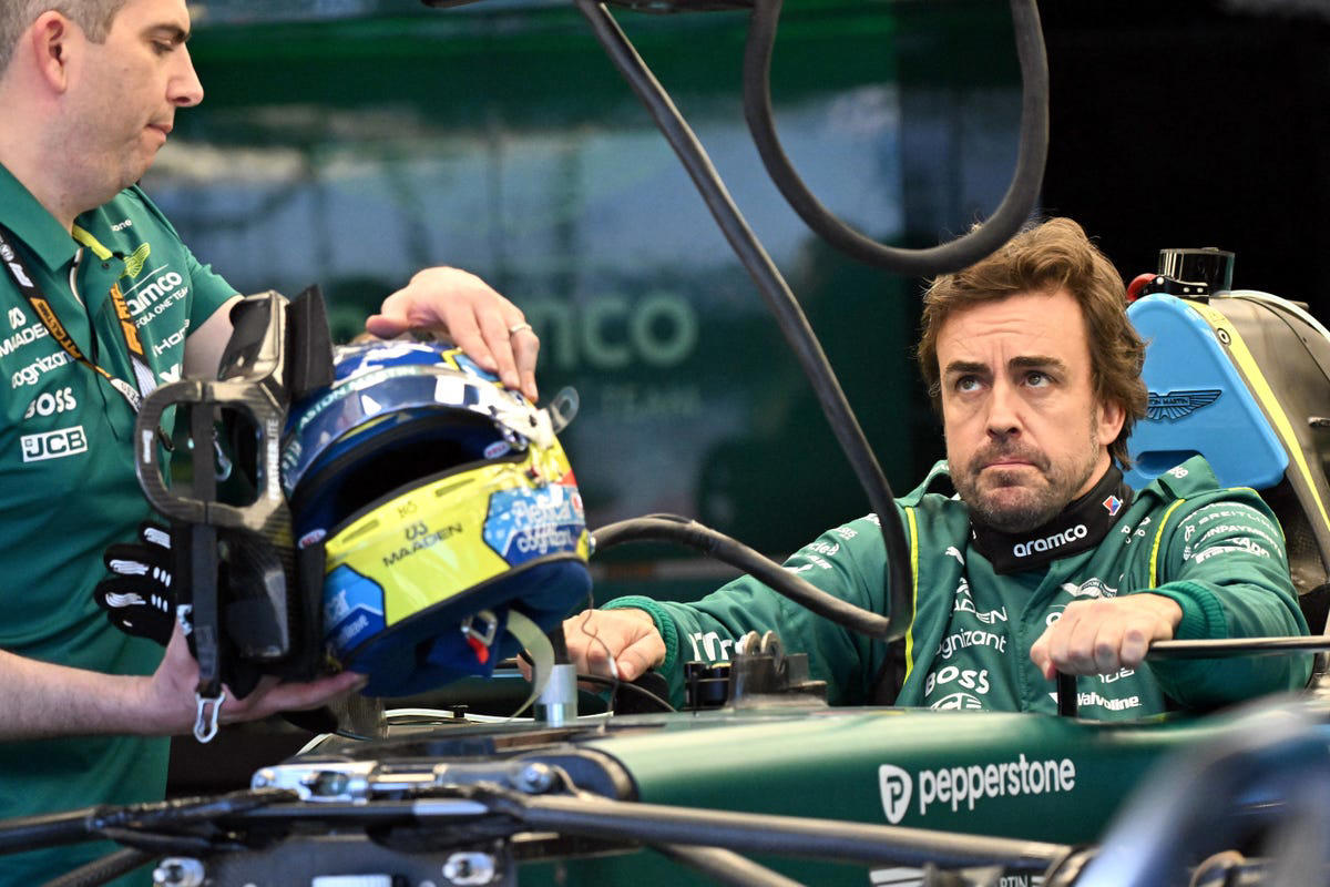 Honda y Aston Martin F1 sorprenden en rueda de prensa: Mas de 25 vueltas es peligroso para el piloto