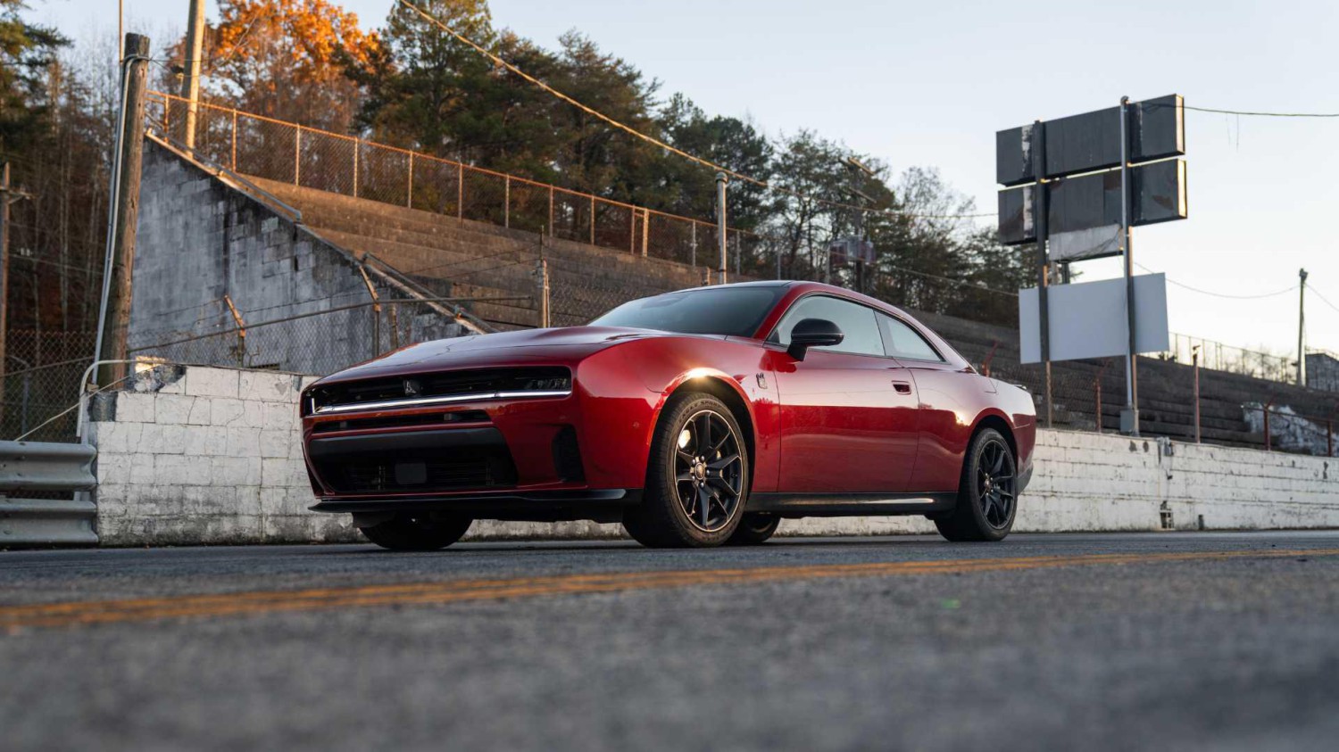 Dodge doesn't rule out a lower priced Charger below R/T