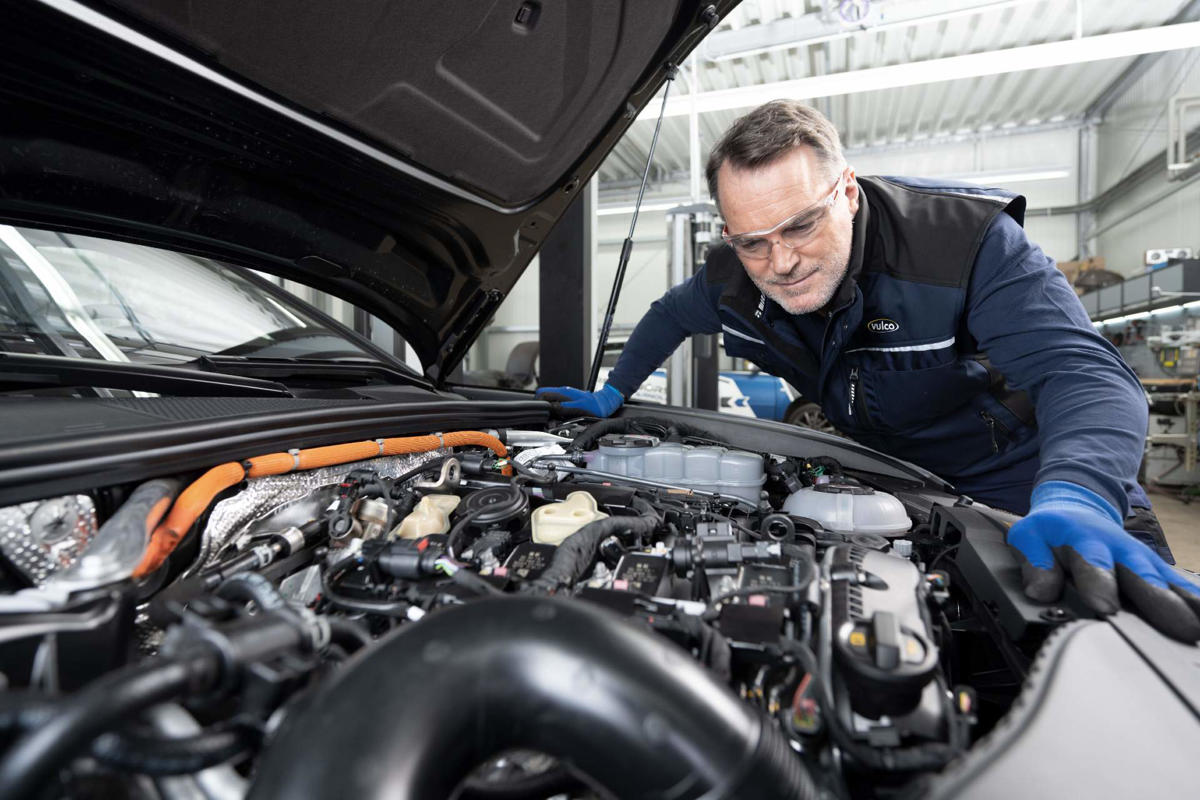 No solo se paga combustible y seguro: hacen una encuesta sobre cuando cuesta tener coche y los conductores se quedan muy cortos