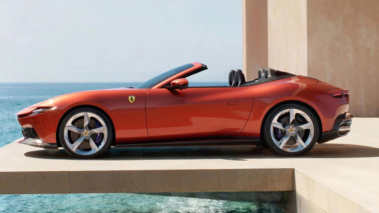 Ferrari Amalfi Spider drops its top and unleashes 631 hp V8 madness