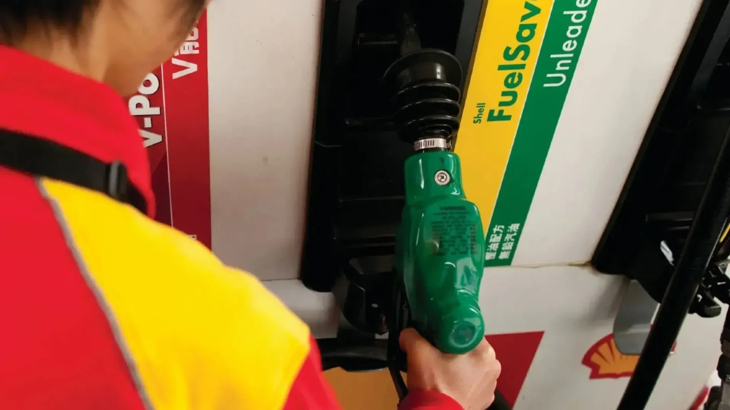 Australia permite repostar combustibles más contaminantes por el aumento de los precios en las gasolineras. ¿Podría ocurrir en España?