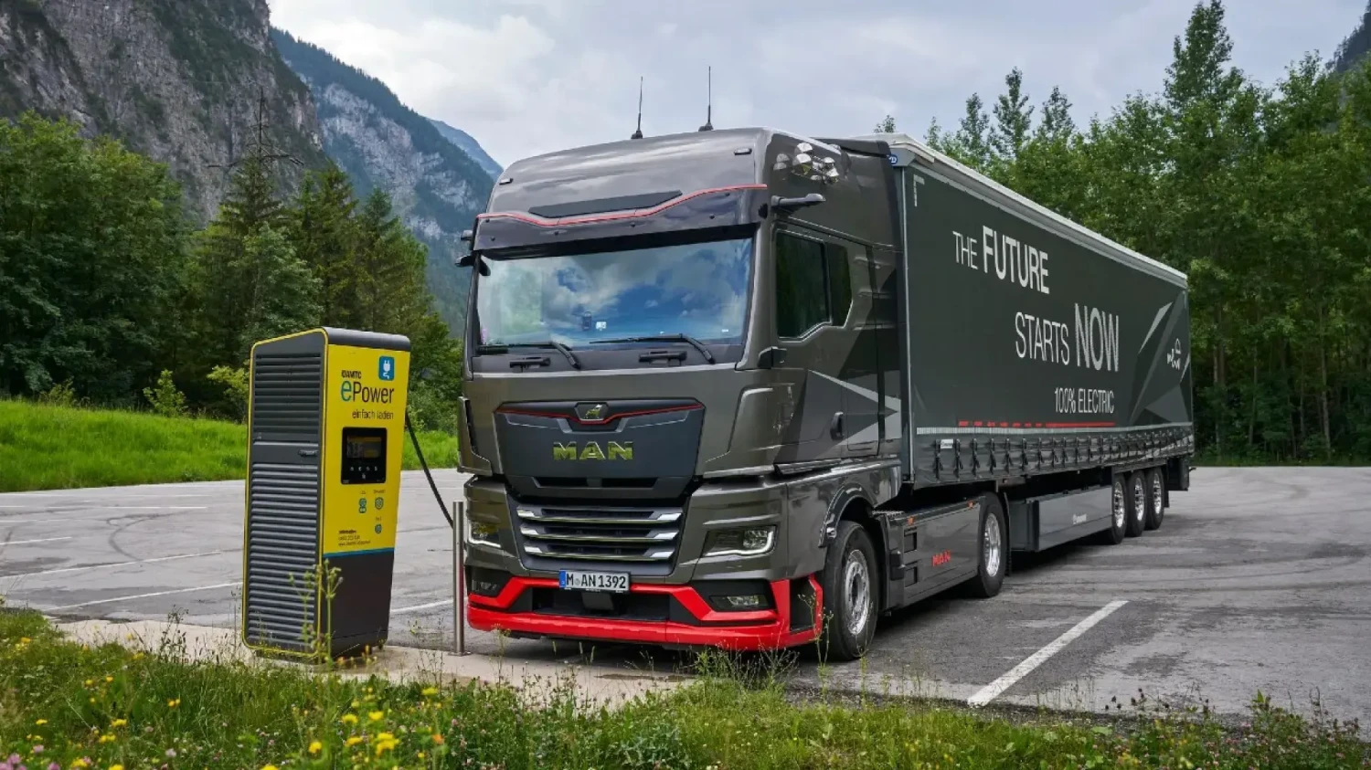 Camiones eléctricos, Tesla nos volvió locos con ellos, pero ya hay una marca que los ha hecho por fin rentables
