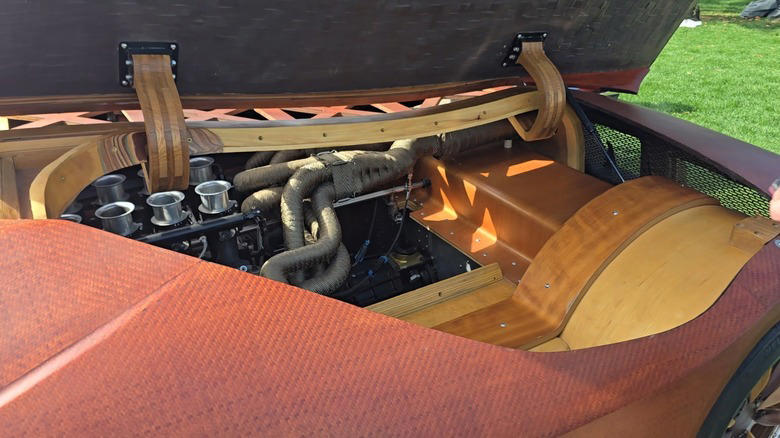The splinter is an honest-to-goodness drivable sports car made of wood