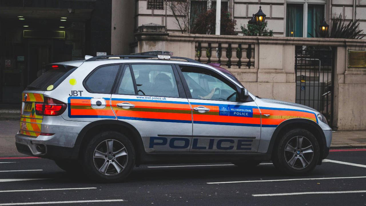 How vehicle condition shapes police decisions