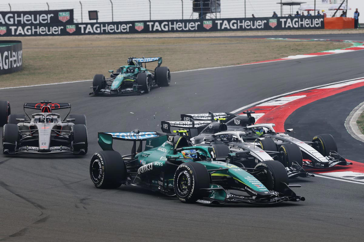 Fernando Alonso y las cinco posiciones de la vergüenza: normal que abandonara