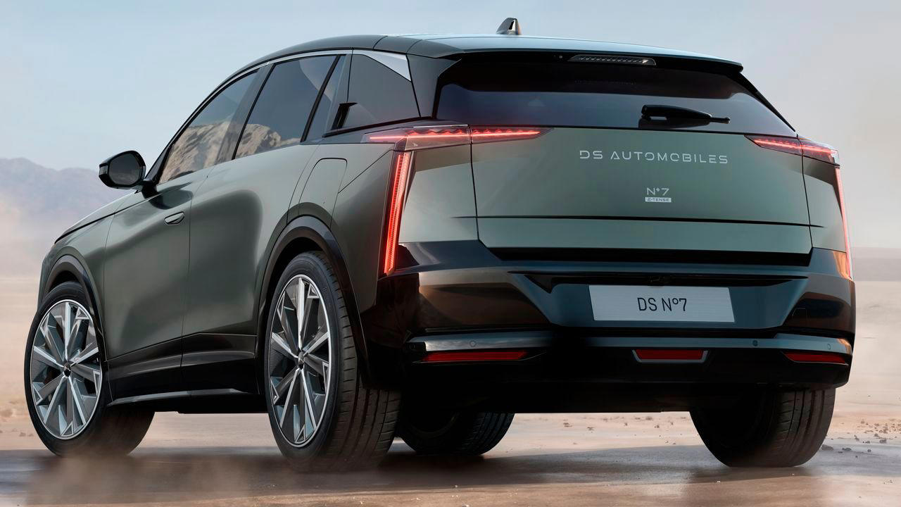 Se presenta el DS Nº7, la respuesta de Stellantis a los Audi Q4 y Q6