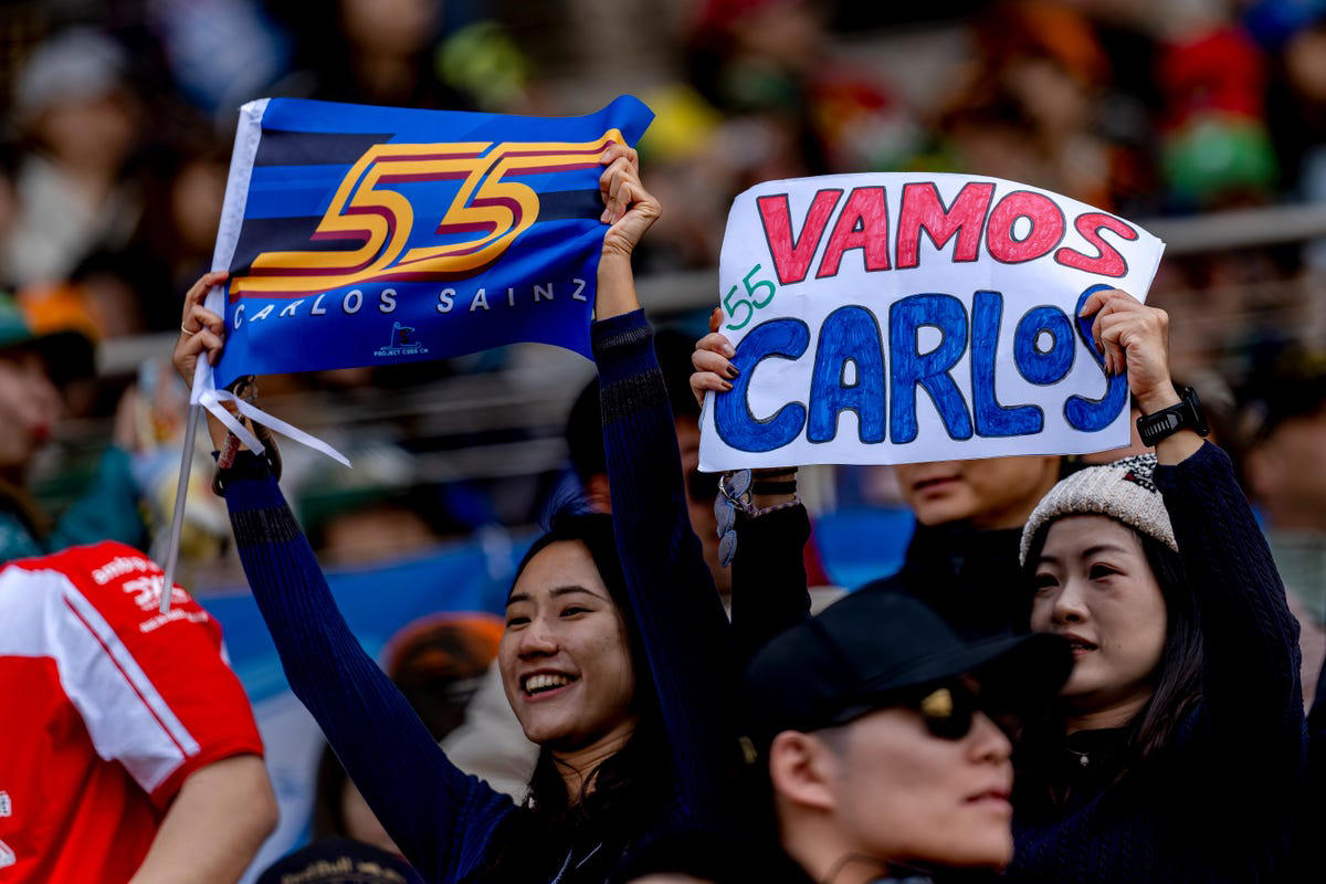 Alegría contenida por la gran actuación de Carlos Sainz en el GP de China de F1 a bordo del Williams