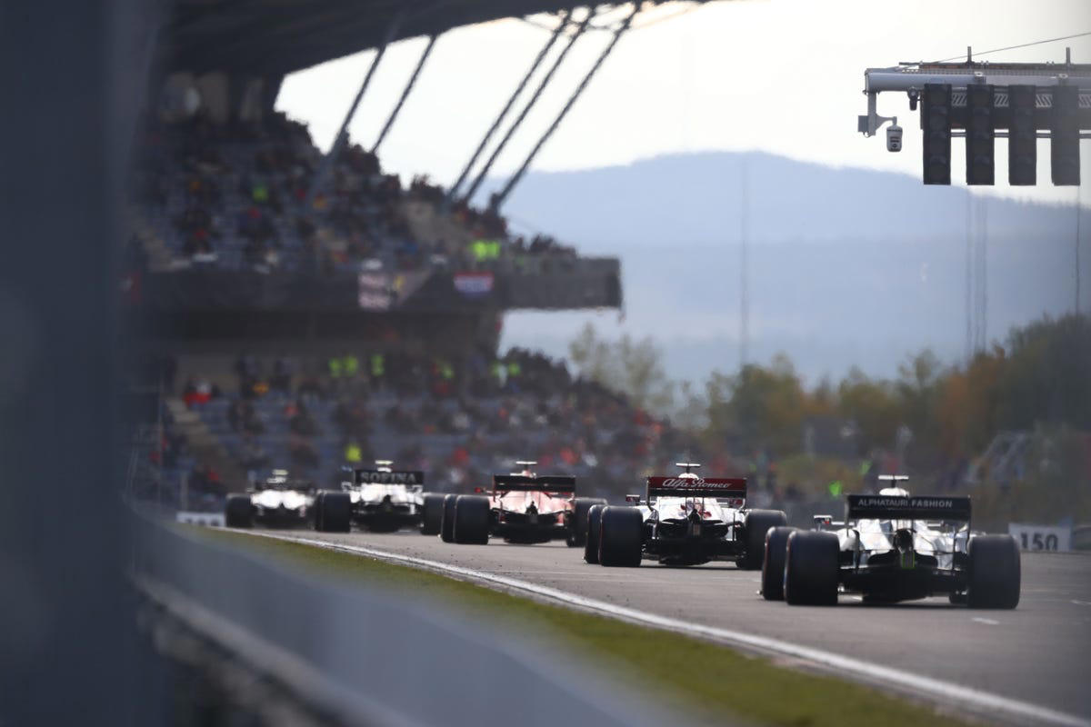 La Fórmula 1 se olvida del aficionado y deja un mes sin Grandes Premios mientras que MotoGP recoloca