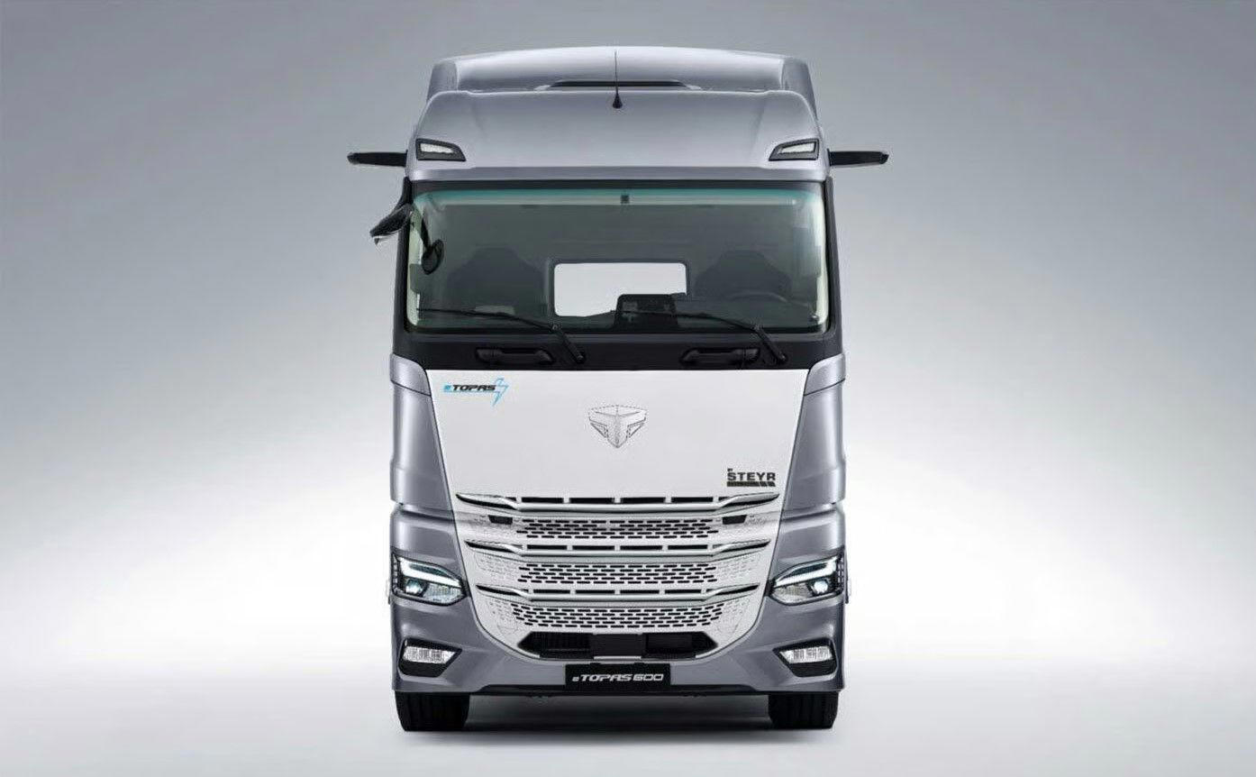 Este camión eléctrico chino quiere reventar el mercado europeo: recarga ultrarrápida de 660 kW, batería de 621 kWh y una autonomía de 500 kilómetros