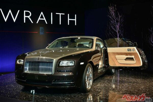 前開きのほうがよくない? なんでクルマのドアは後ろ側が開くのか?