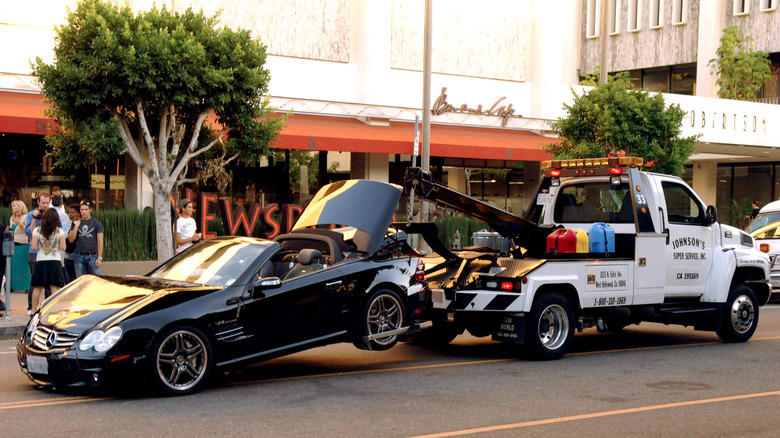 Extra security at the Oscars led to dozens of average Angelenos hit with $400 tow fees