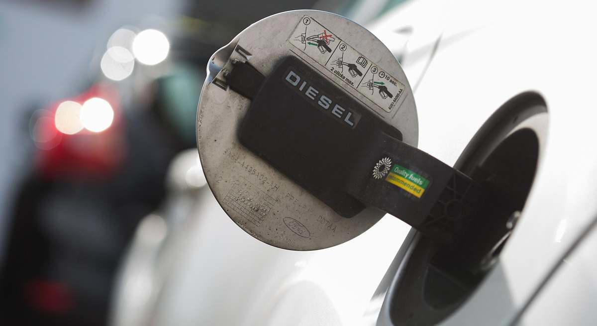 Un experto en motor carga contra los fabricantes de coches diésel por falta de información: "El usuario no tiene por qué saberlo"